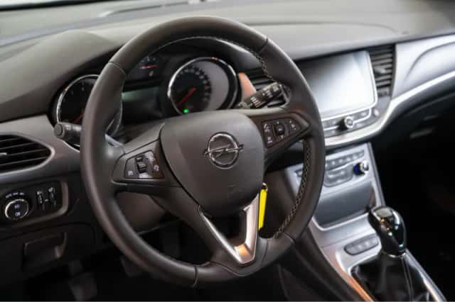 Opel Astra (2018) thumbnail 14