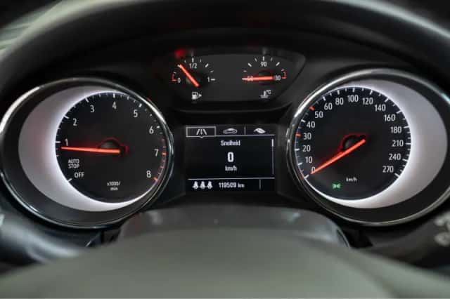 Opel Astra (2018) thumbnail 16