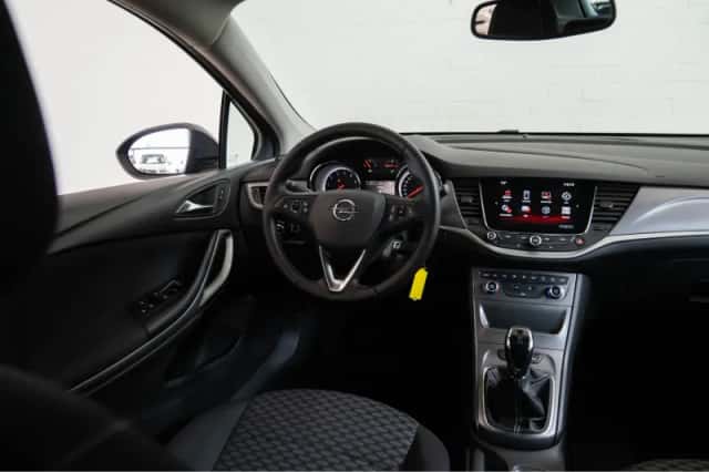 Opel Astra (2018) thumbnail 29