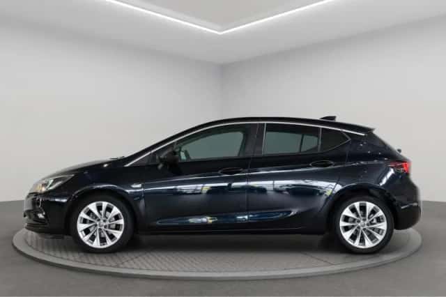Opel Astra (2018) thumbnail 4