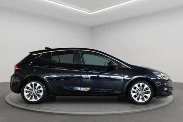 Opel Astra (2018) thumbnail 5