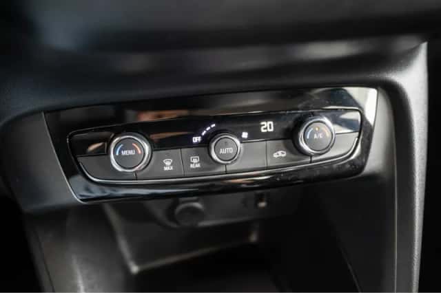 Opel Corsa-e (2021) thumbnail 25