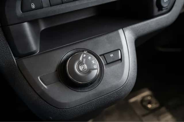 Opel Vivaro (2024) thumbnail 23