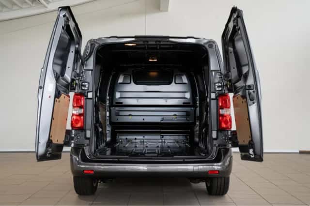 Opel Vivaro (2024) thumbnail 9