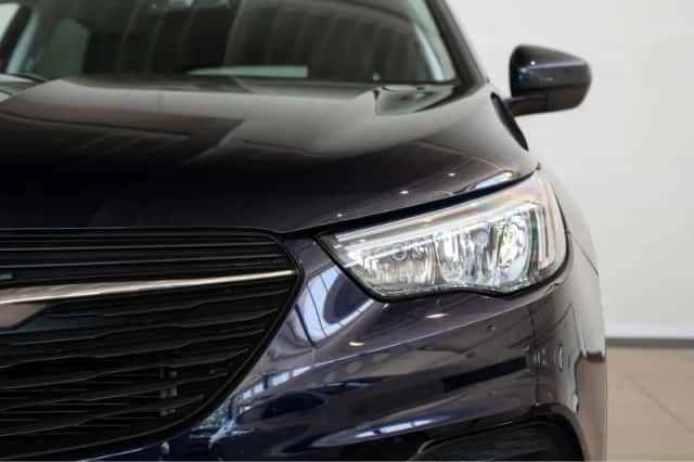 Opel Grandland X (2019) thumbnail 2