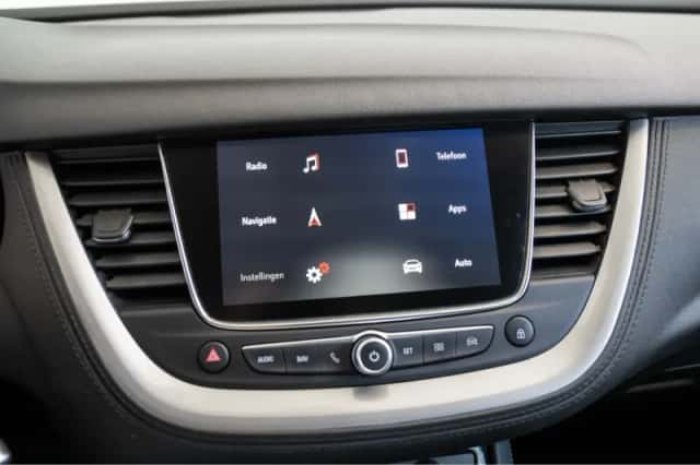 Opel Grandland X (2019) thumbnail 25