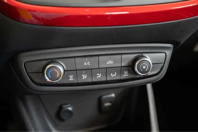 Opel Crossland (2021) thumbnail 25