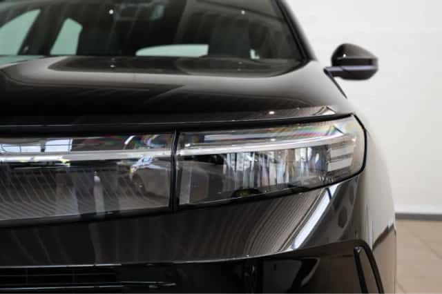 Opel Grandland (2025) thumbnail 2