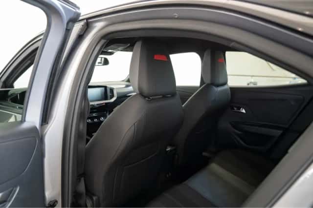 Opel Mokka (2022) thumbnail 11