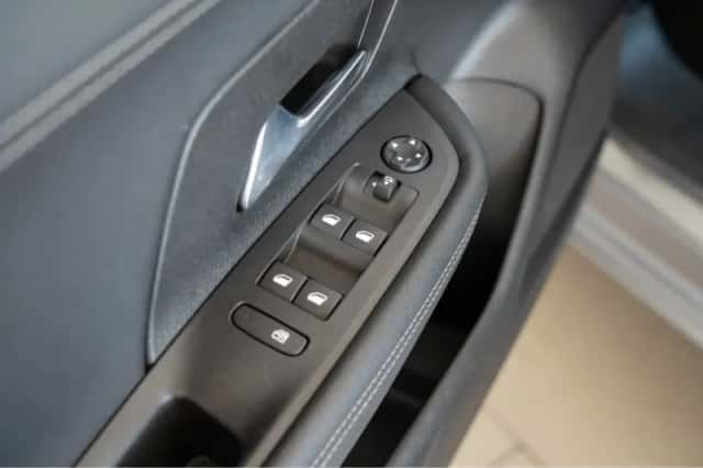 Opel Mokka (2022) thumbnail 16