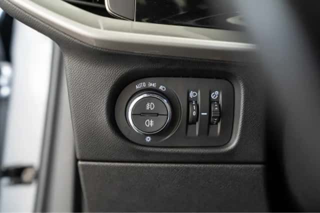 Opel Mokka (2022) thumbnail 17