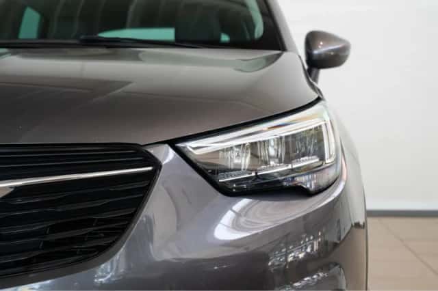 Opel Crossland X (2020) thumbnail 2