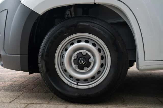 Opel Movano (2024) thumbnail 4
