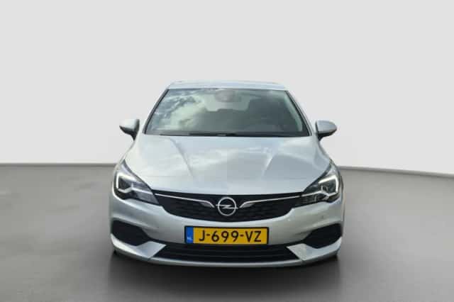 Opel Astra (2020) thumbnail 3