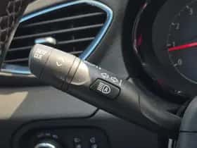 Opel Grandland X (2019) thumbnail 15