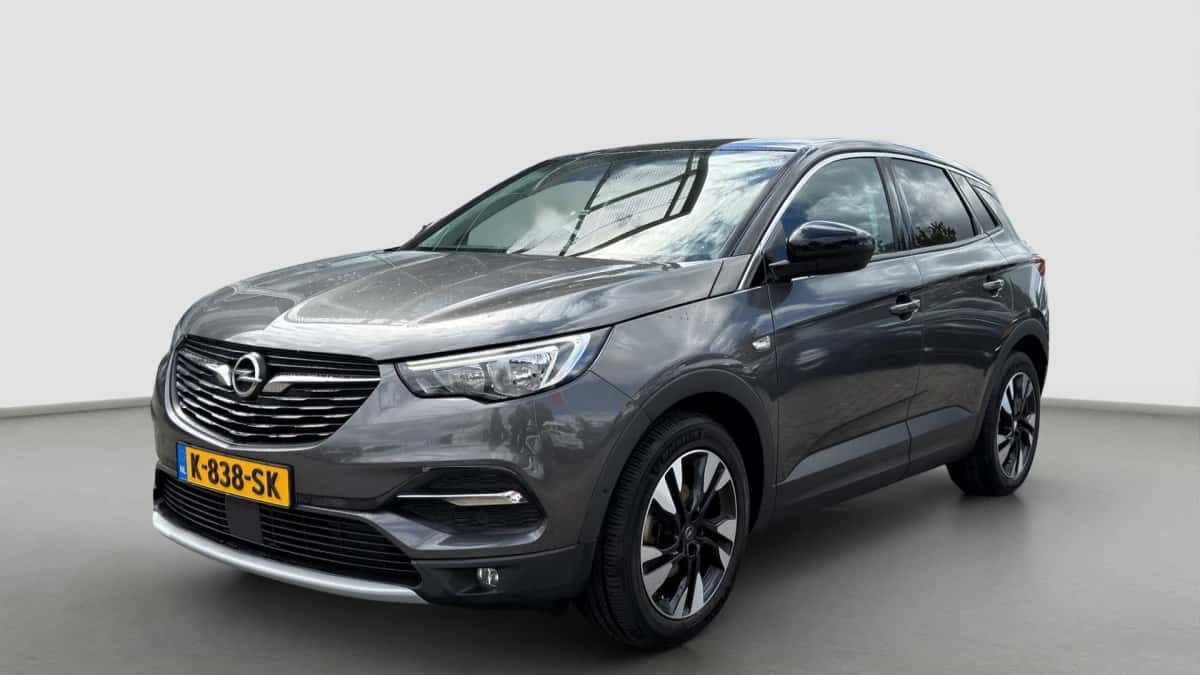 Opel Grandland X (2019) — foto 1
