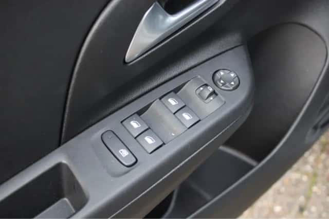Opel Corsa (2025) thumbnail 17