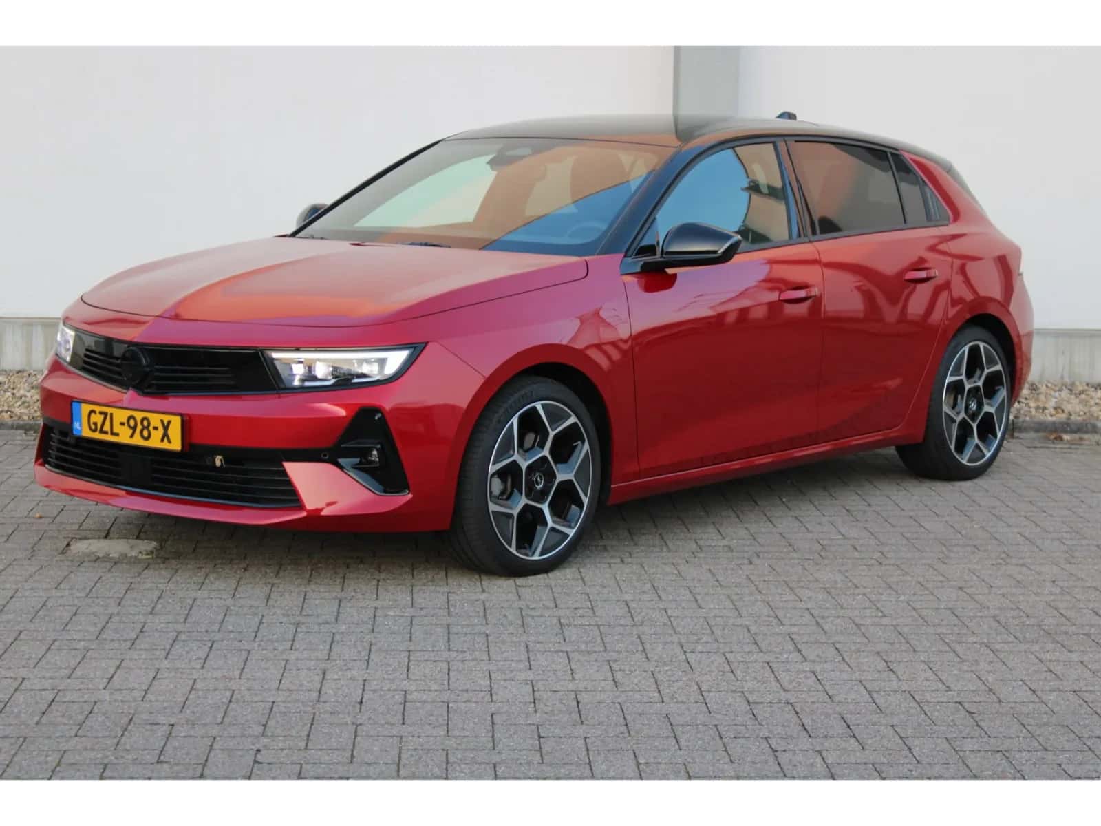 Opel Astra (2025) — foto 1