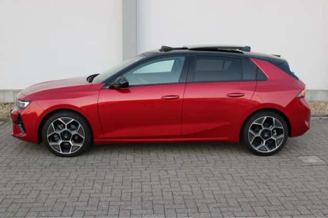 Opel Astra (2025) thumbnail 2