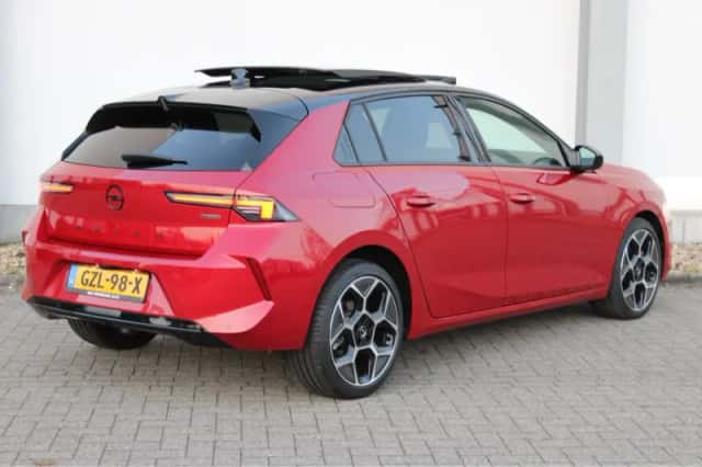 Opel Astra (2025) thumbnail 3
