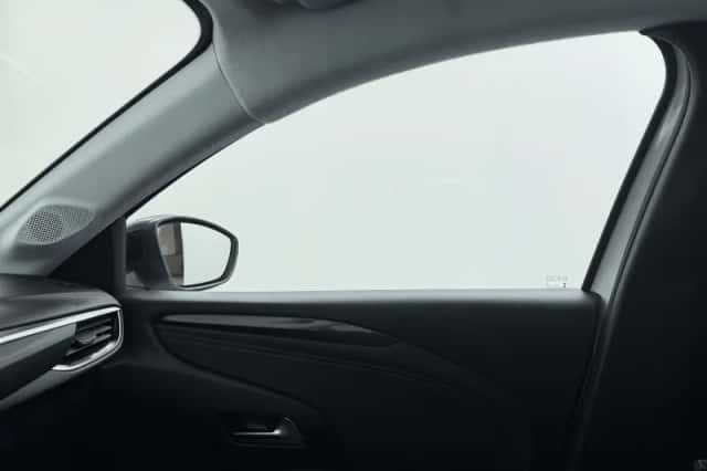 Opel Corsa (2022) thumbnail 31