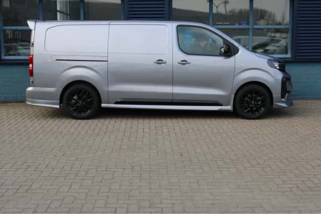 Opel Vivaro-e (2026) thumbnail 11