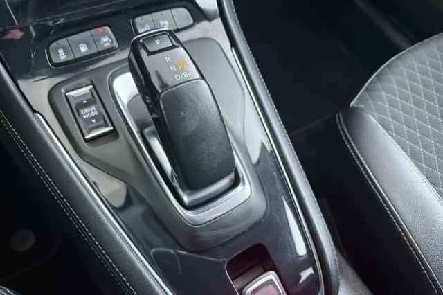Opel Grandland X (2020) thumbnail 21