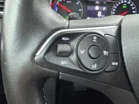 Opel Grandland X (2020) thumbnail 24