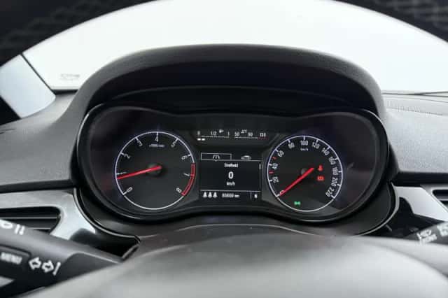 Opel Corsa (2019) thumbnail 18
