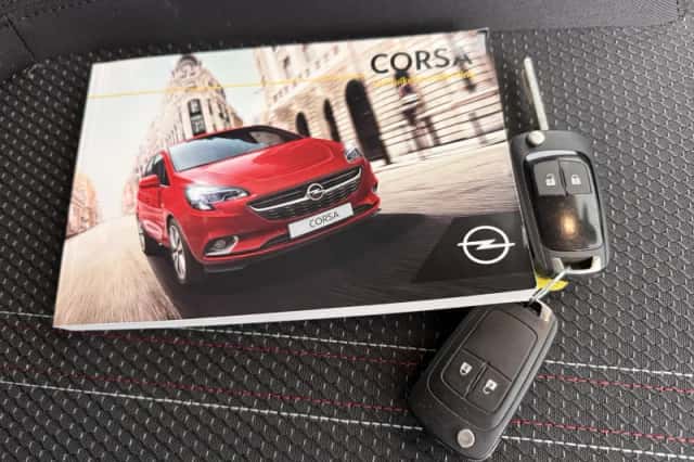 Opel Corsa (2019) thumbnail 36