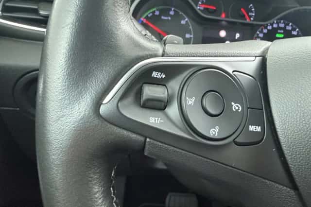 Opel Grandland X (2021) thumbnail 22