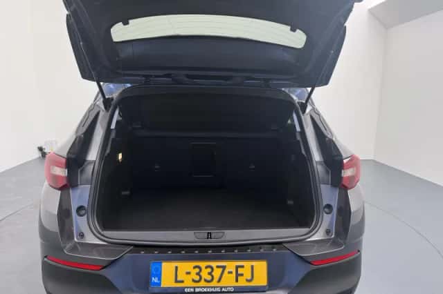 Opel Grandland X (2021) thumbnail 32