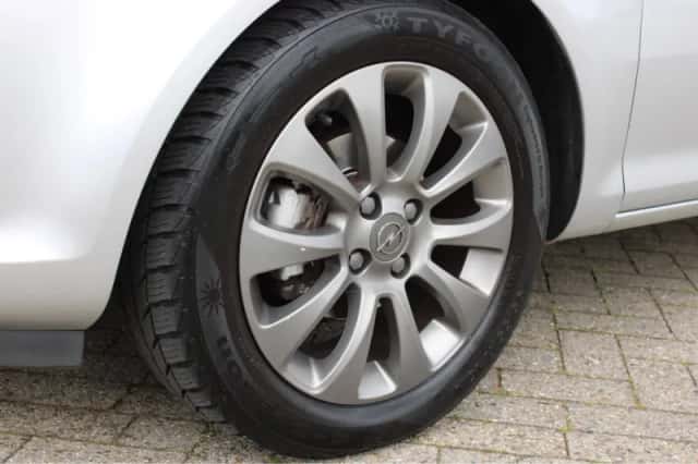 Opel Corsa (2011) thumbnail 12