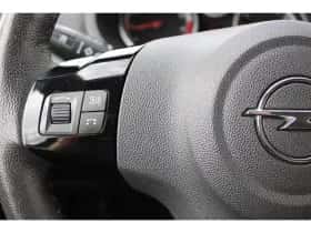 Opel Corsa (2011) thumbnail 13