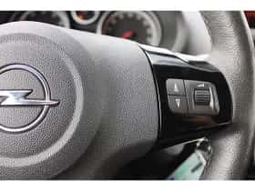 Opel Corsa (2011) thumbnail 14