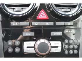 Opel Corsa (2011) thumbnail 19