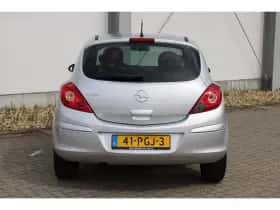 Opel Corsa (2011) thumbnail 24