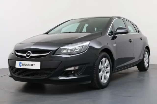 Opel Astra (2015) thumbnail 1