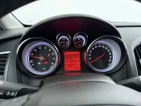 Opel Astra (2015) thumbnail 15