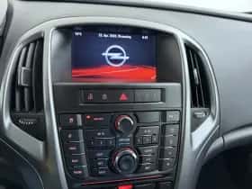 Opel Astra (2015) thumbnail 16