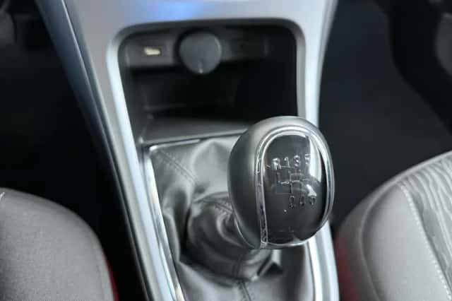 Opel Astra (2015) thumbnail 21