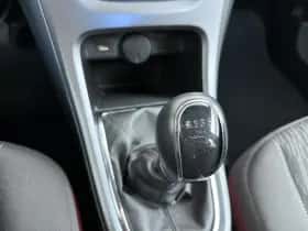 Opel Astra (2015) thumbnail 21