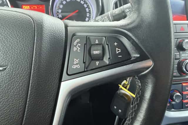 Opel Astra (2015) thumbnail 23
