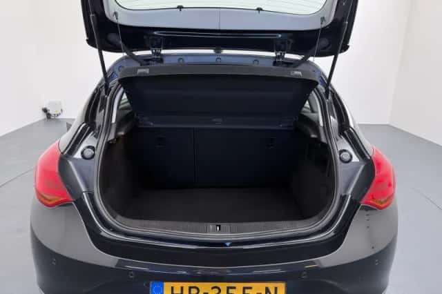 Opel Astra (2015) thumbnail 33