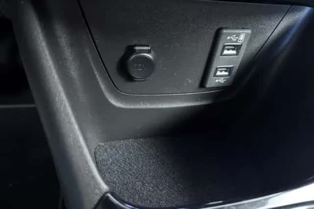 Opel Crossland (2022) thumbnail 15
