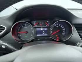 Opel Crossland (2022) thumbnail 4