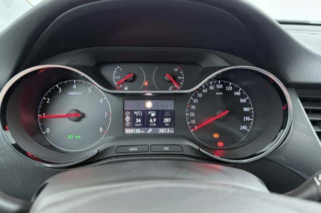 Opel Crossland (2021) thumbnail 18