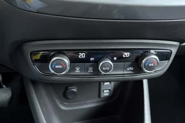 Opel Crossland (2021) thumbnail 19