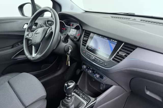 Opel Crossland (2021) thumbnail 3