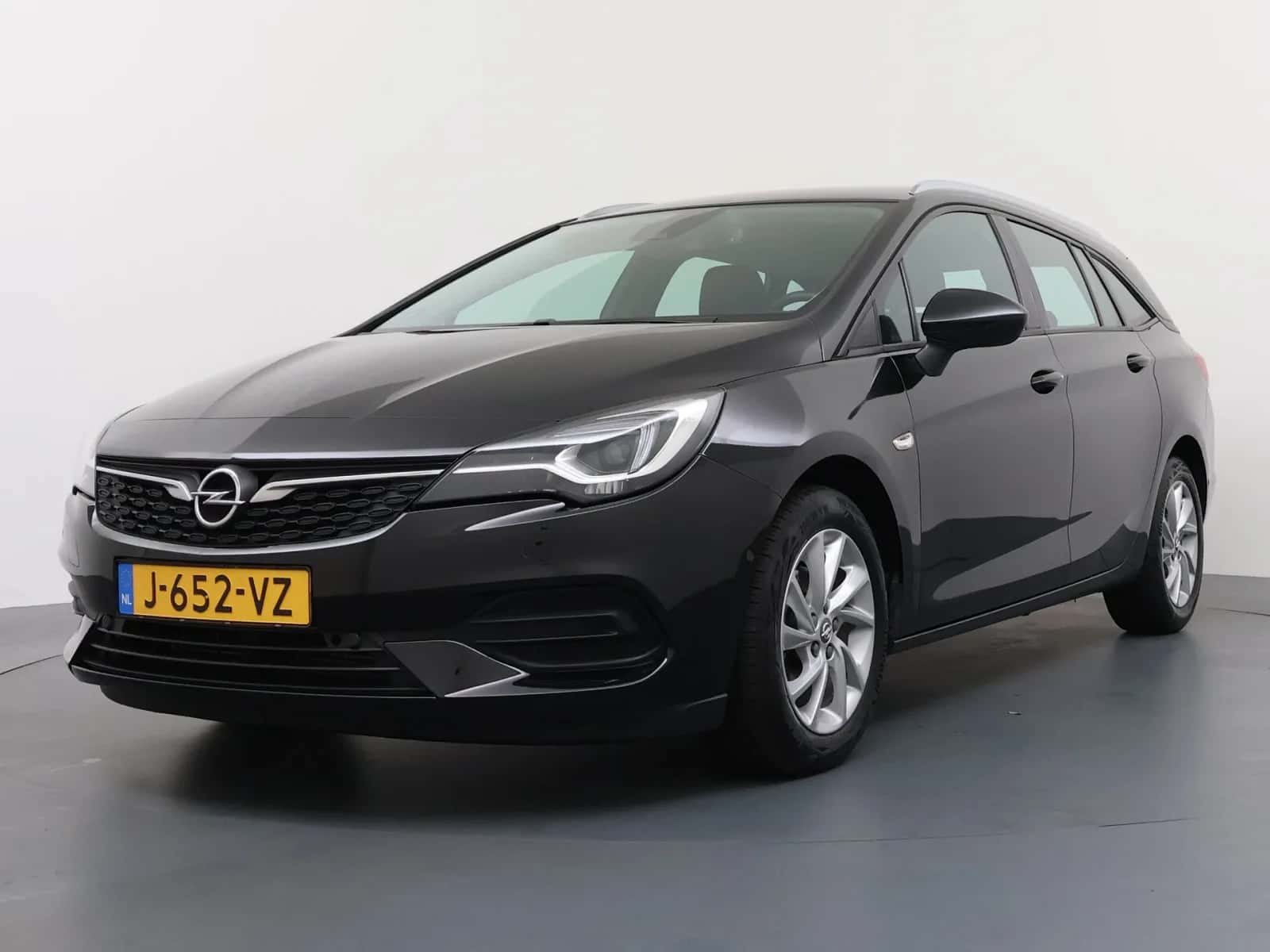 Opel Astra Sports Tourer (2020) — foto 1